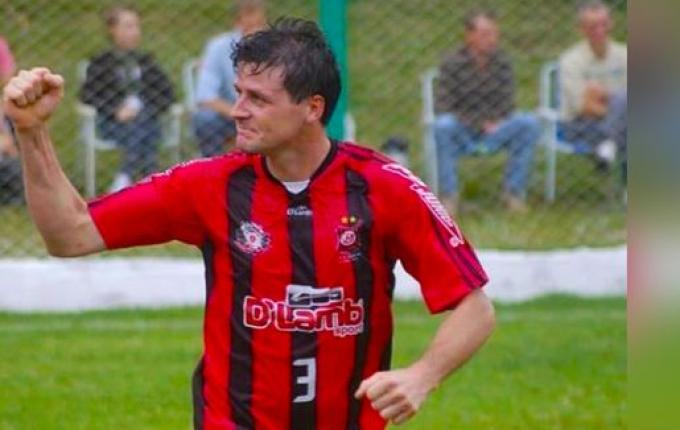 Ex-jogador do Guarani apresenta melhoras mas segue na UTI