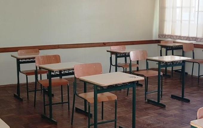 Novo piso nacional para professores é suspenso pela Justiça em cidade do Extremo-Oeste