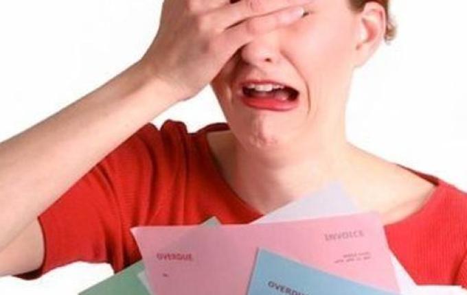 48% dos brasileiros ficaram com nome sujo em 2019, diz SPC