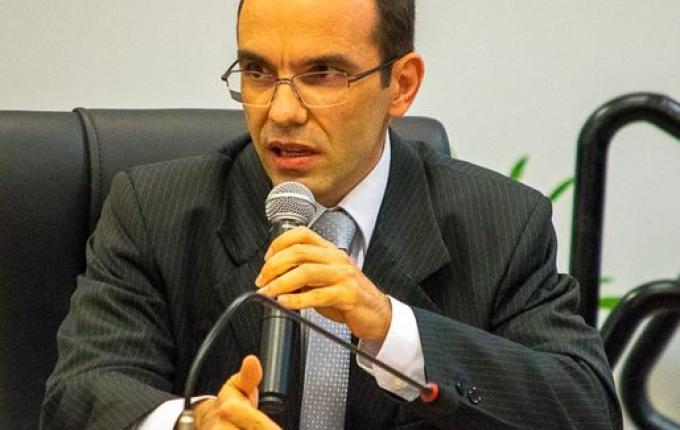 Na Câmara, promotor fala sobre parcelamento do solo e alerta sobre possível incompatibilidade de lei