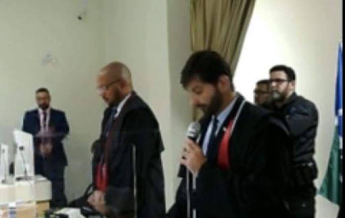 Réu é condenado por matar adolescente com 42 golpes de faca