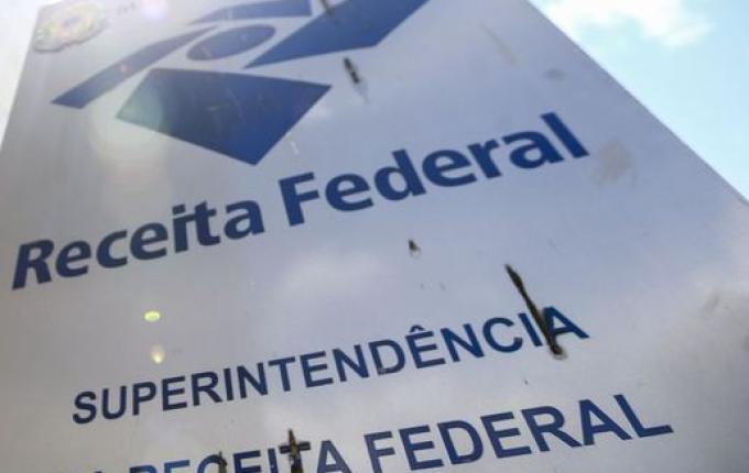 Arrecadação de impostos supera R$ 200 bilhões em julho