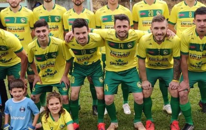 Flamengo vence fora de casa pelo municipal de campo em Cedro