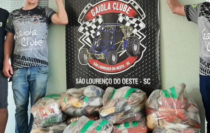 Fundação Hospitalar recebe doação de alimentos do Gaiola Clube São Lourenço