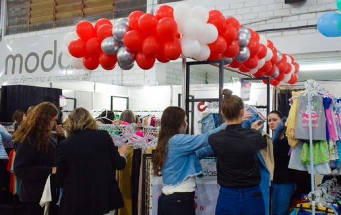 Mais de 4 mil pessoas passam pelo Liquida São Miguel no 1ª dia de feira