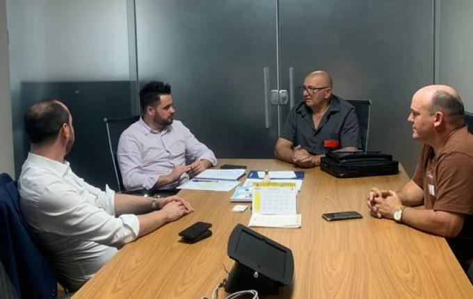 Vice-prefeito e secretário de Cedro buscam agilizar recursos em Florianópolis