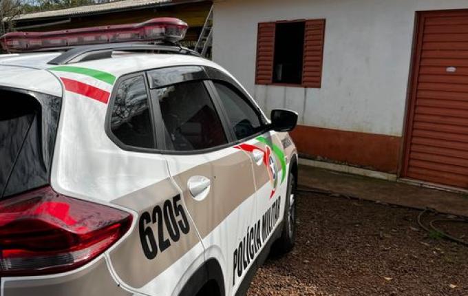 Identificado rapaz de 21 anos que morreu ao cair de telhado em Descanso