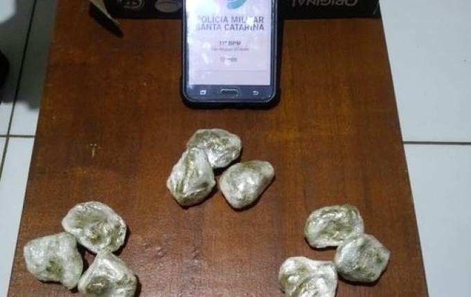 Polícia encontra drogas em meio a mata em São Miguel do Oeste