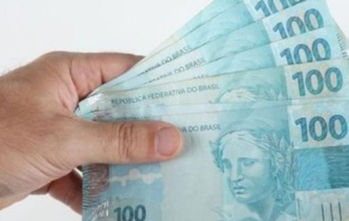 Ex-servidora é condenada por desviar dinheiro de mensalidades de alunos