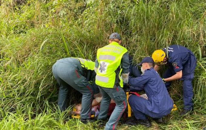 Motociclista é encontrado cinco horas depois de sofrer acidente na BR-282