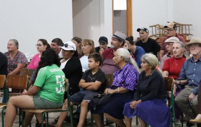 Mais de 60 famílias recebem título de propriedade em Campo Erê