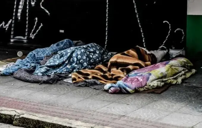 TCE dá prazo para 13 cidades de SC corrigirem falhas no atendimento à população de rua
