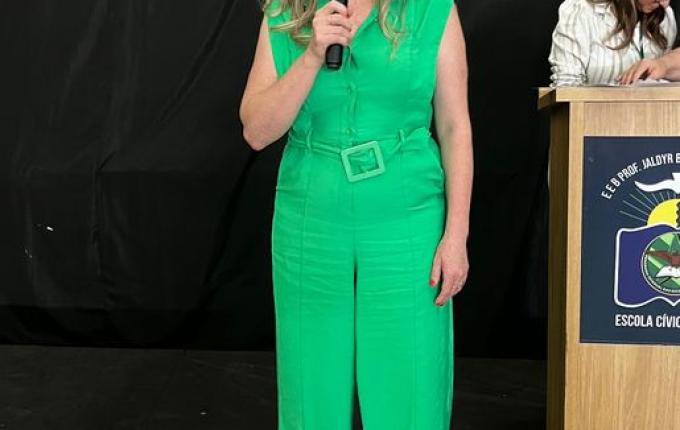 Encontro Regional de Professores reúne 700 pessoas em SMOeste