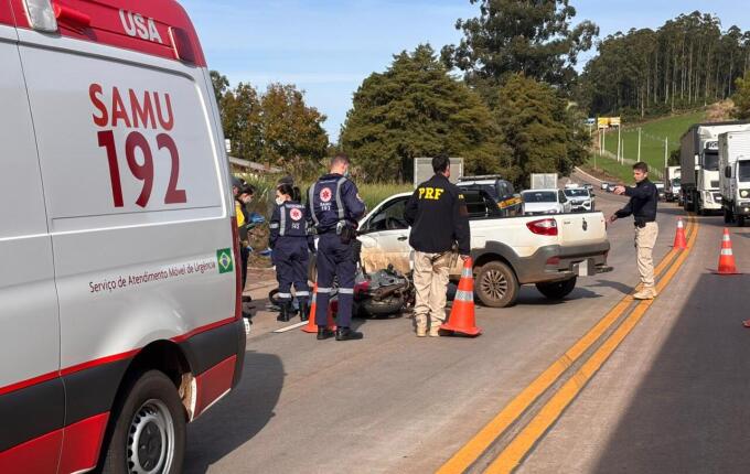 Mulher morre em grave acidente entre moto e carro na BR-163, em Guaraciaba