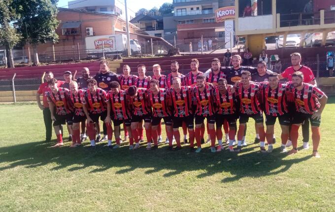 São Carlos e Cometa empatam pelo Estadual Fase Oeste