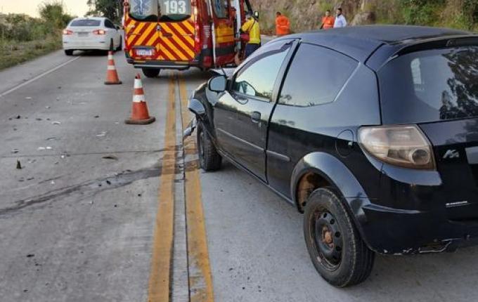 Acidente de trânsito na BR-163 deixa dois feridos