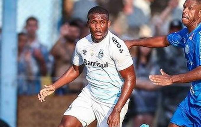 Grêmio empata com Novo Hamburgo, repete atuação ruim e adia avanço no Gauchão