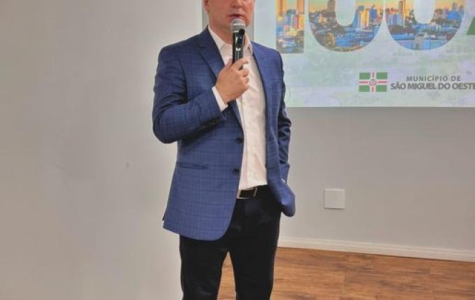 Zanardi destaca ações dos 100 primeiros dias de governo e projetos futuros para SMO