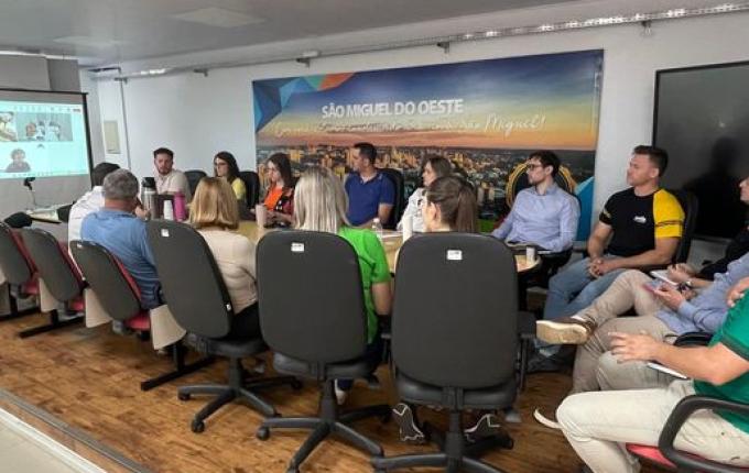 São Miguel do Oeste inicia elaboração do Plano de Mobilidade Urbana com reunião técnica