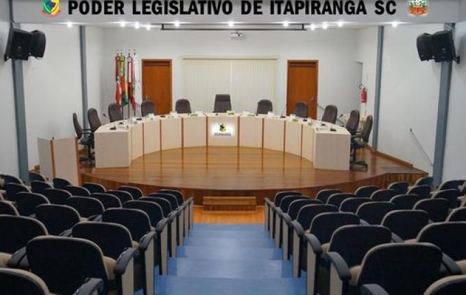 Câmara de Itapiranga aprova oito projetos na penúltima sessão do ano