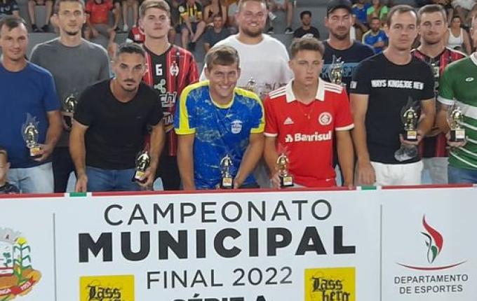 Itapiranga realiza entrega de troféus do Campeonato Municipal 2022