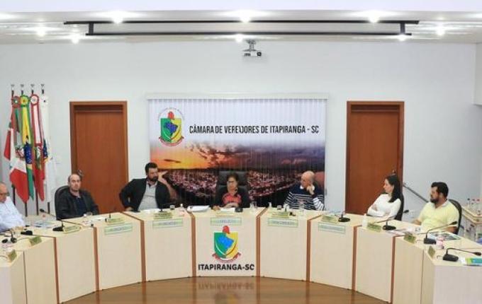 Pedido de vista pode causar suspensão de baile de escolha das soberanas