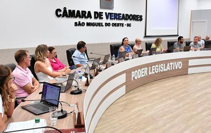 Câmara aprova projeto que reconhece Instituto Recomeçar Mulher como utilidade pública em SMO