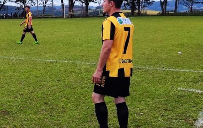 Canarinho de São Roque e Nova América empatam pelo Municipal de Campo de São José do Cedro