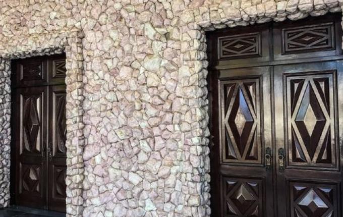 Igreja Católica vai manter missas sem público até o início de maio