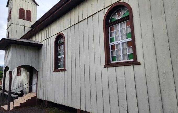 Comunidade faz campanha para reformar igreja histórica de Itapiranga