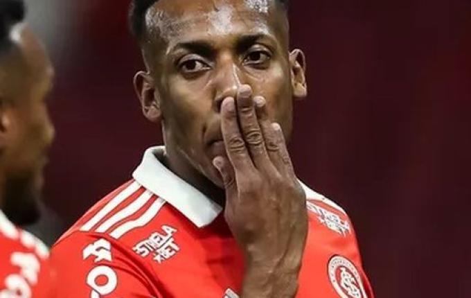 Inter marca no fim, vence América-MG em casa e entra na briga pela liderança