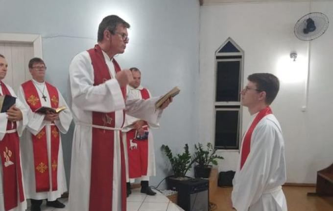 IELB instala novo pastor em Campo Erê