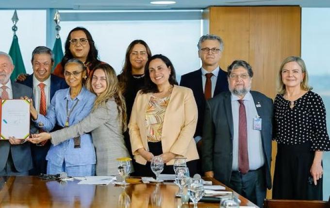 Lula sanciona lei que proíbe testes em animais para cosméticos no Brasil