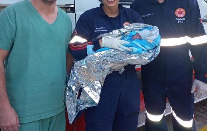 Profissionais do Samu de Itapiranga realizam parto dentro de ambulância