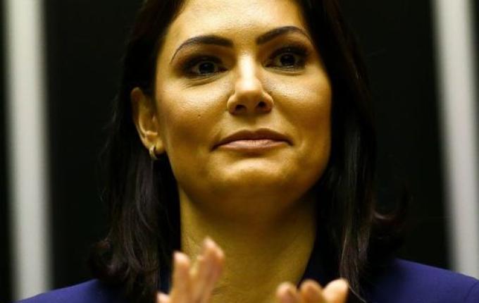 Michelle Bolsonaro diz que testou negativo para COVID-19