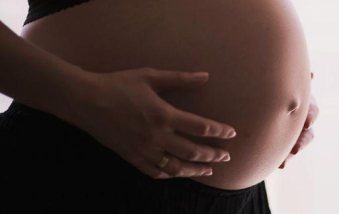 Nova lei de SC quer proteger mulheres grávidas de violência obstétrica