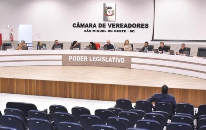 Câmara aprova Lei de Diretrizes Orçamentárias de São Miguel do Oeste para 2026