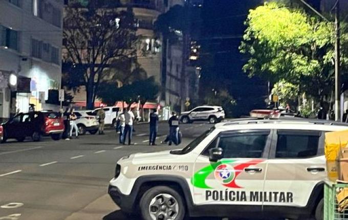 Polícias Civil e Científica fazem reconstituição de tentativa de homicídio em SMO