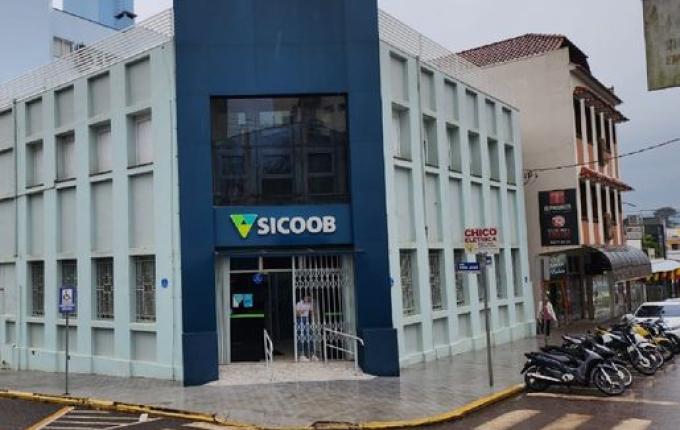 Sicoob Creditapiranga realiza repasse de recursos do fundo social
