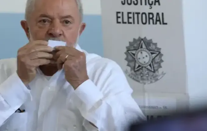 Lula vota em São Bernardo do Campo, São Paulo