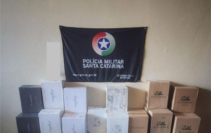 PM intercepta carga irregular de vinhos avaliada em R$ 30 mil em SMO
