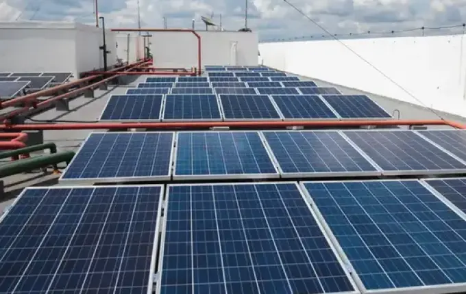 Aprovado projeto que prevê energia solar para famílias de baixa renda