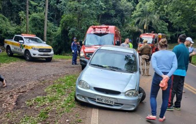 Acidente é registrado na Curva da Gruta em SJO