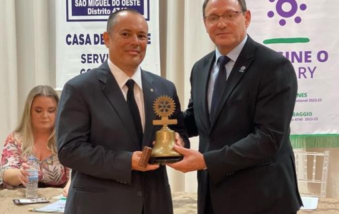 Marcelo de Wallau assume a presidência do Rotary Club em São Miguel do Oeste