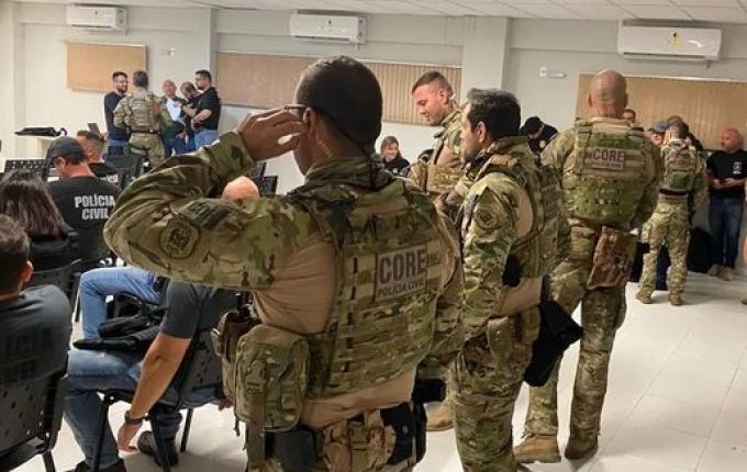 Operação em SC mira esquema de corrupção entre políticos e empresários para direcionar obras