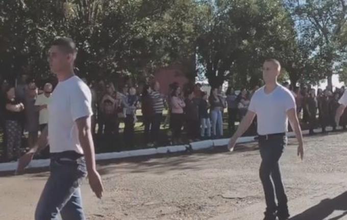 VÍDEO: 14º Regimento de Cavalaria Mecanizado incorpora 245 jovens