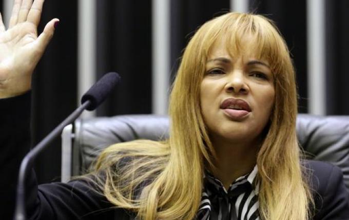 Maia diz que reunirá líderes na Câmara para decidir sobre caso Flordelis