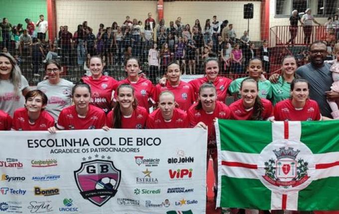 Gol de Bico estreia com vitória na Liga Catarinense de Futsal Feminino