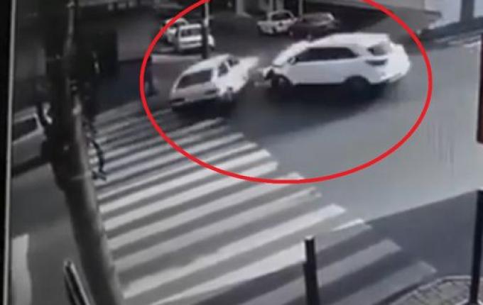 VÍDEO: Câmera registra momento de grave acidente em Chapecó