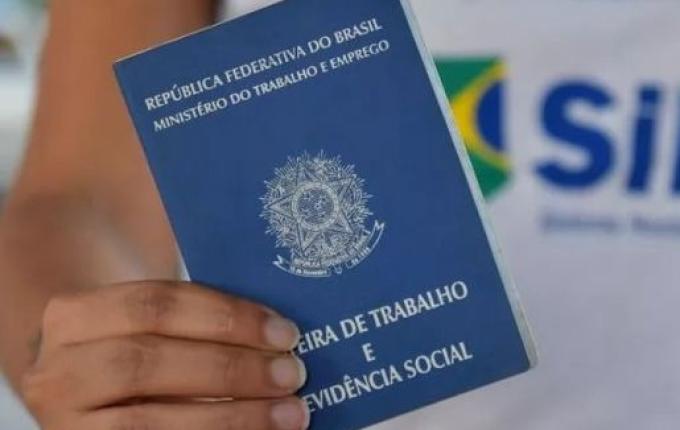 Mais de 8 mil vagas de emprego estão abertas em Santa Catarina